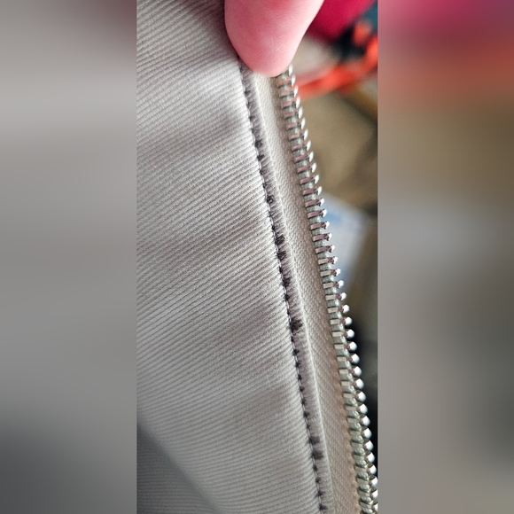 Louis Vuitton White Monogram Antarctica Zip Pouch O-Case Clutch - Picture 8 of 12